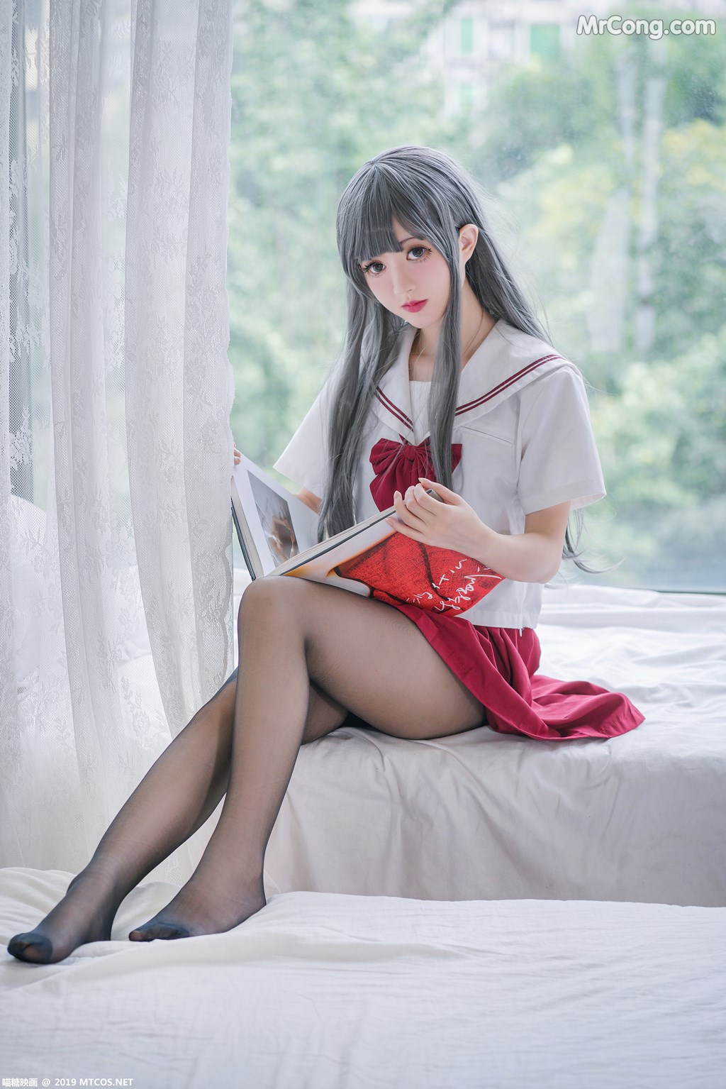 [MTCos] 喵糖映画 Vol.017: 白发魔女 (40 images)