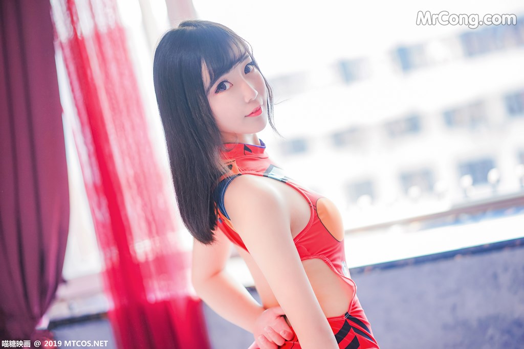 [MTCos] 喵糖映画 Vol.038: 红色系 (42 images)