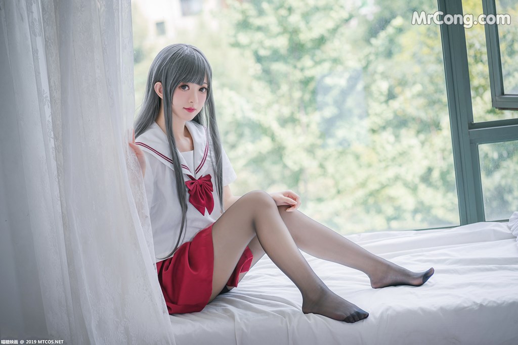 [MTCos] 喵糖映画 Vol.017: 白发魔女 (40 images)
