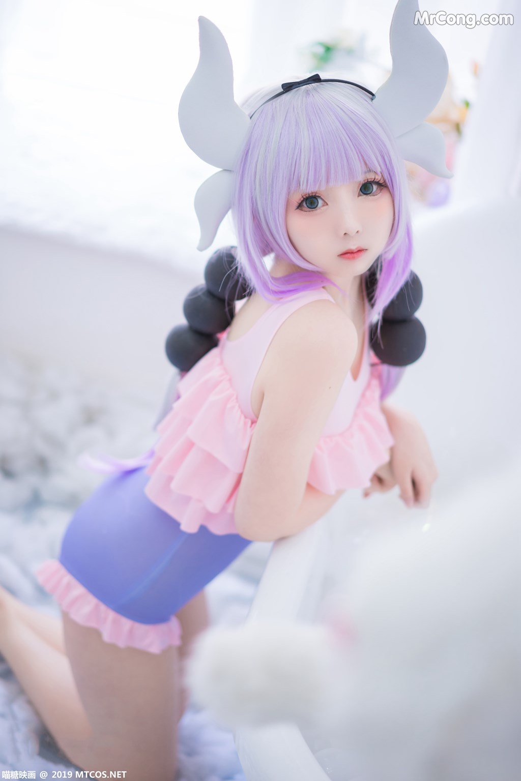 [MTCos] 喵糖映画 Vol.037: 康娜酱 (39 images)
