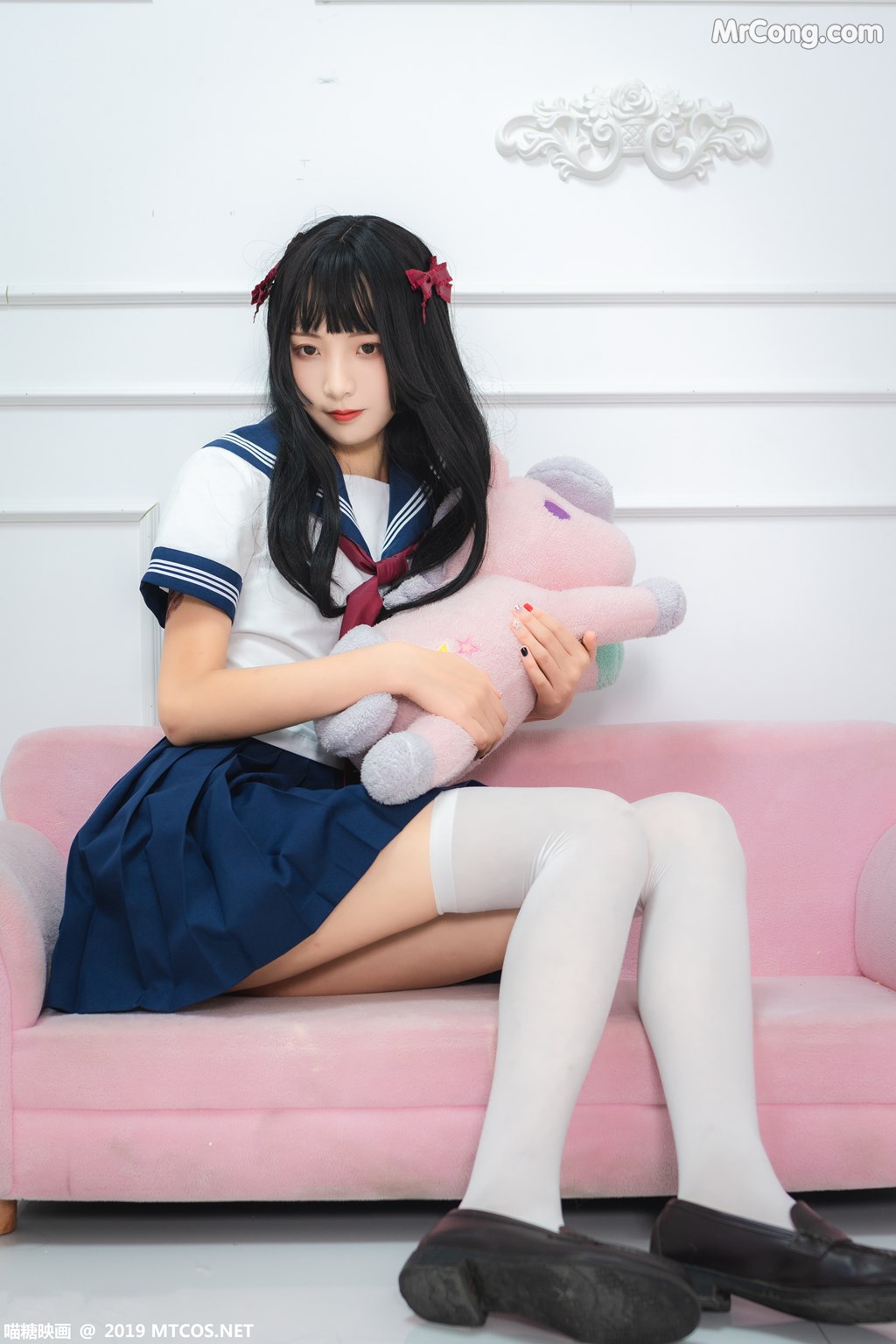 [MTCos] 喵糖映画 Vol.012: 蓝白水手服 (44 images)