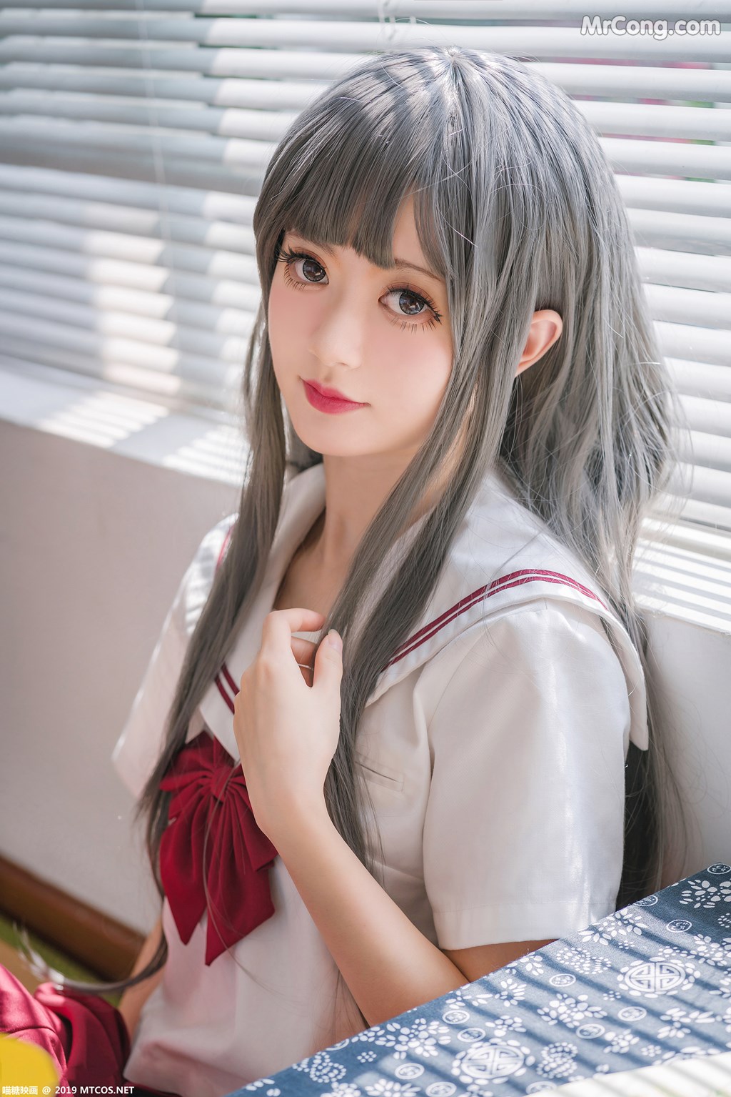 [MTCos] 喵糖映画 Vol.017: 白发魔女 (40 images)
