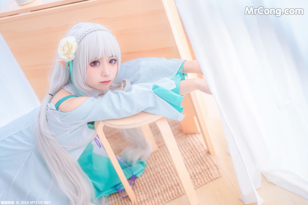 [MTCos] 喵糖映画 Vol.020: 蠢沫沫 艾米莉亚 (40 images)