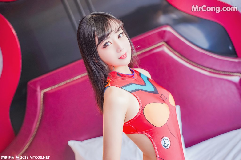 [MTCos] 喵糖映画 Vol.038: 红色系 (42 images)
