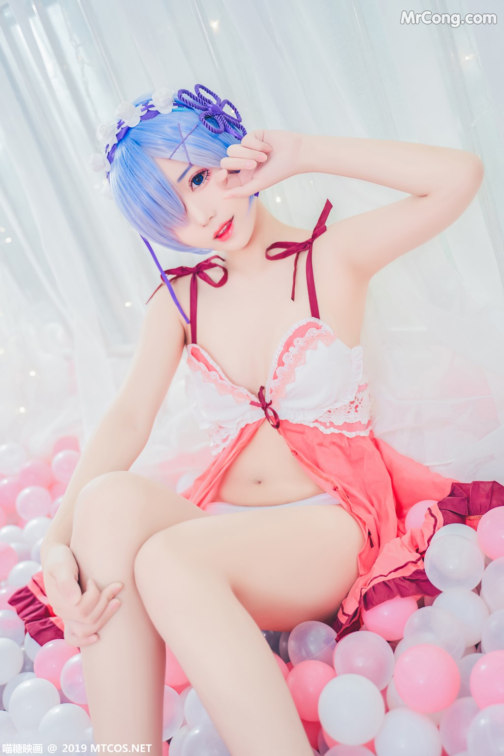 [MTCos] 喵糖映画 Vol.018: COS萌妹 (40 images)