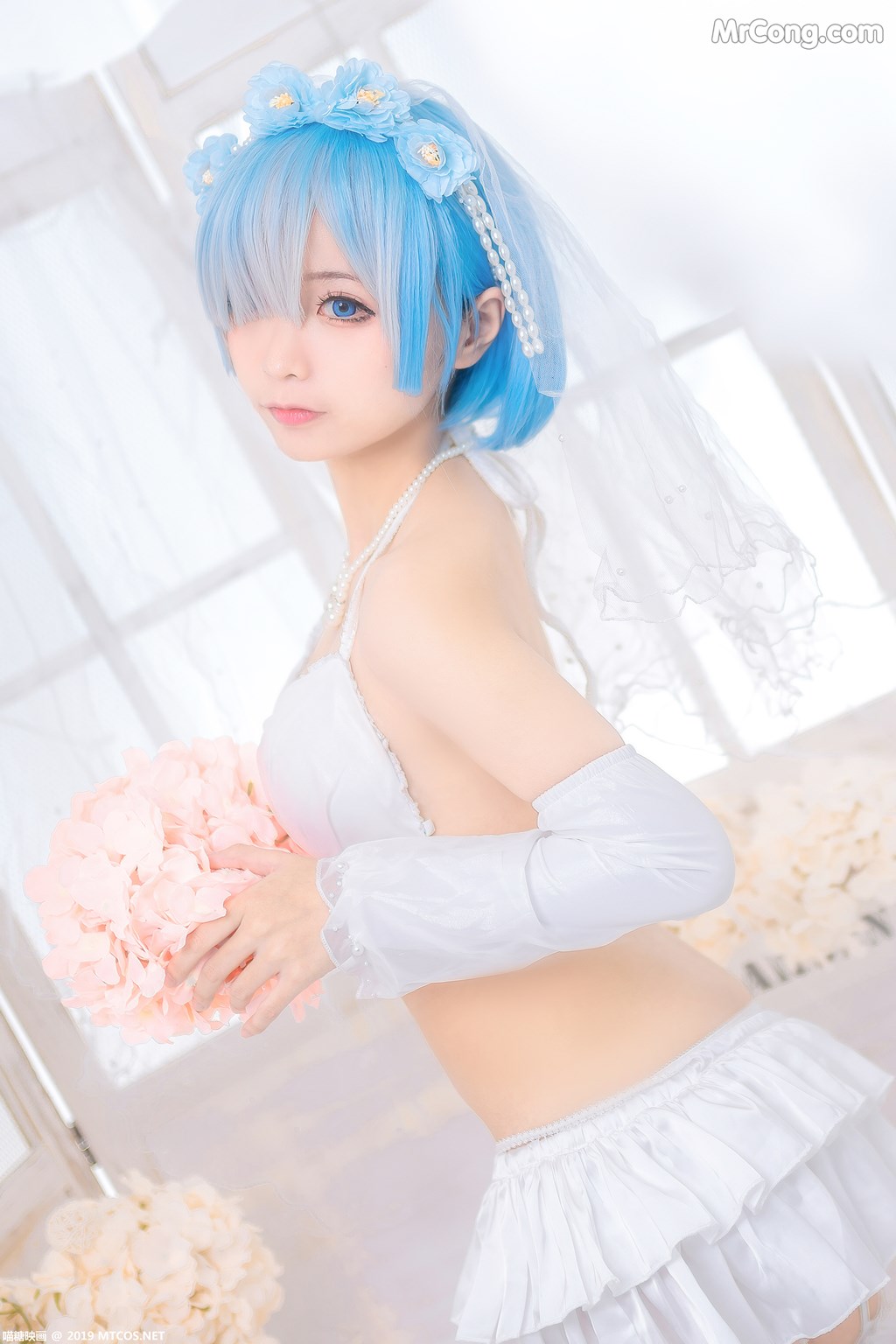 [MTCos] 喵糖映画 Vol.029: 蠢沫沫 花嫁 (43 images)