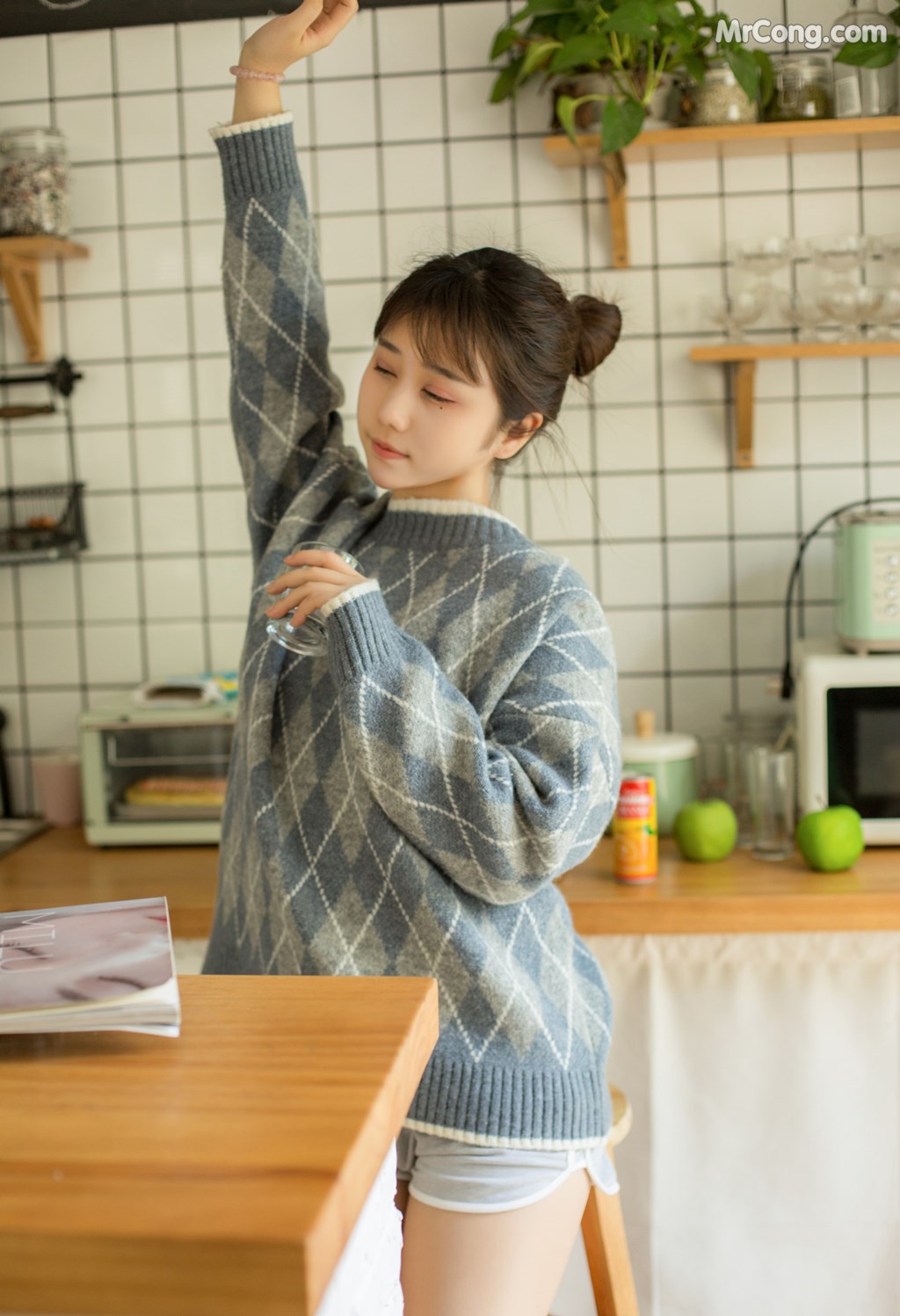 [MTCos] 喵糖映画 Vol.003: 氧气少女 (86 images)