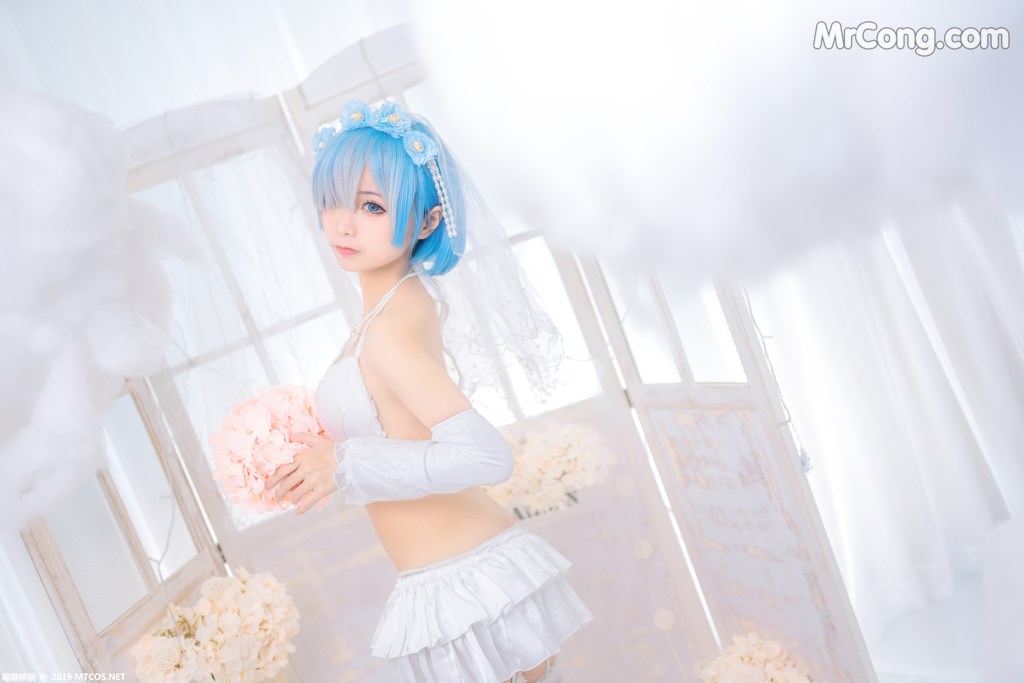 [MTCos] 喵糖映画 Vol.029: 蠢沫沫 花嫁 (43 images)