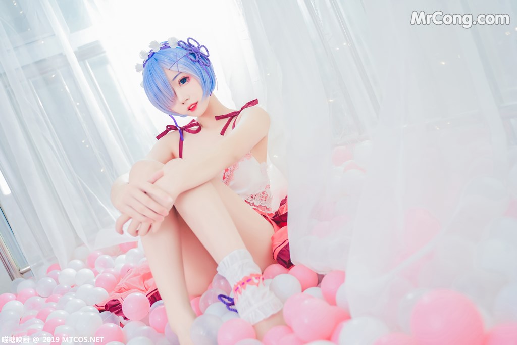[MTCos] 喵糖映画 Vol.018: COS萌妹 (40 images)