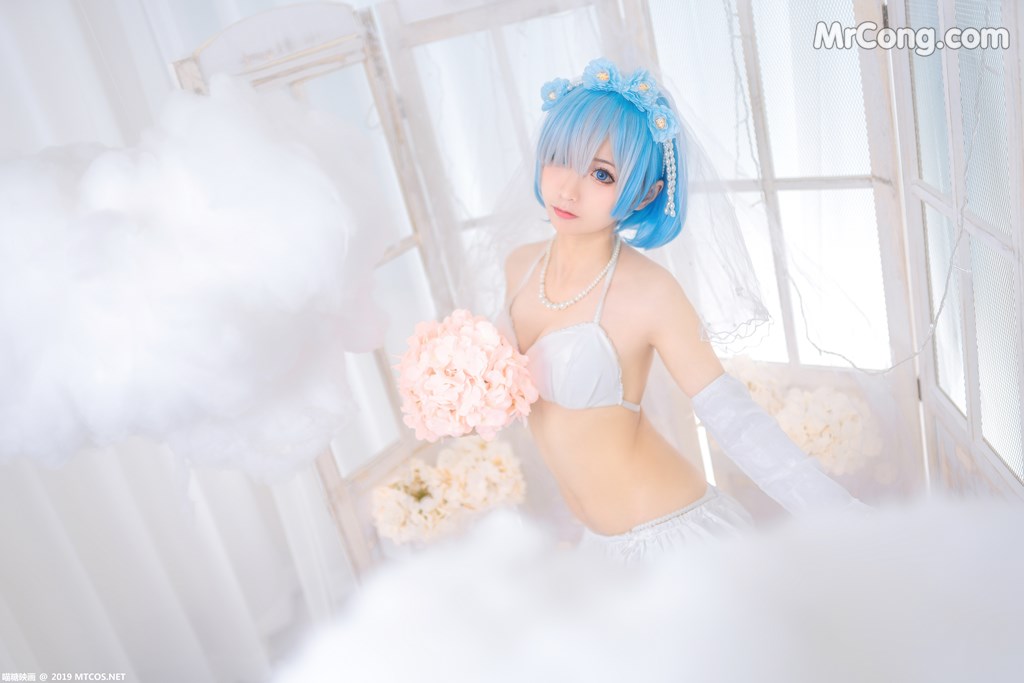 [MTCos] 喵糖映画 Vol.029: 蠢沫沫 花嫁 (43 images)
