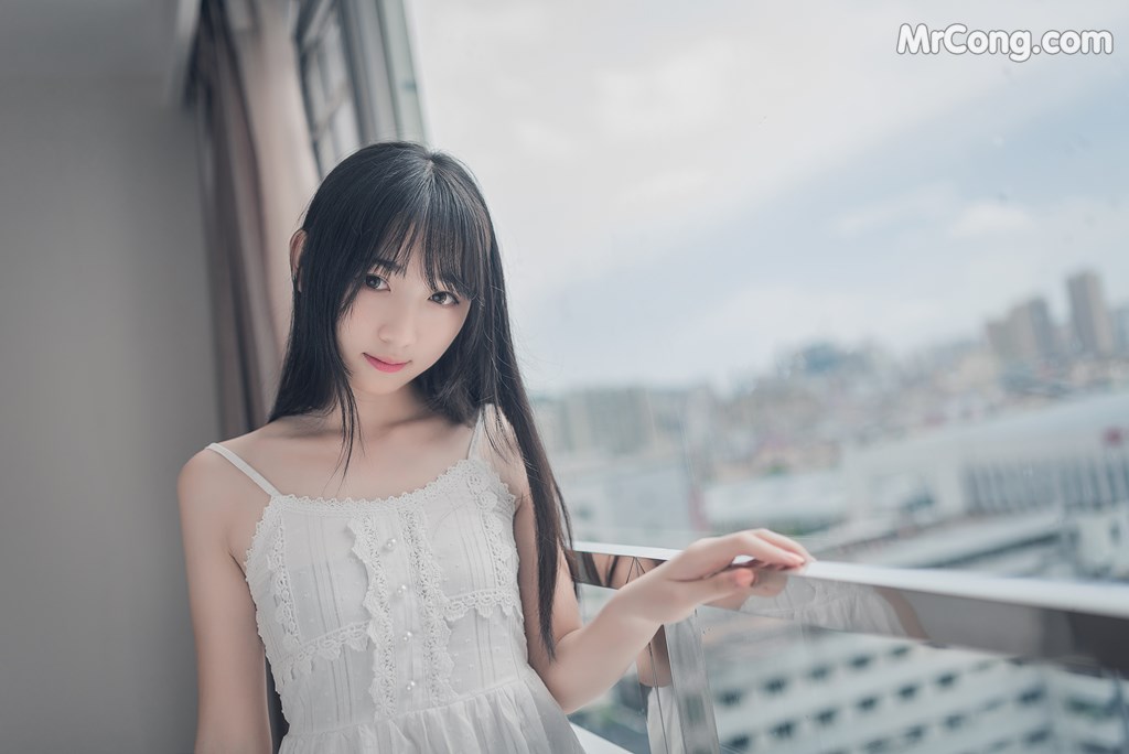 [MTCos] 喵糖映画 Vol.006: 无邪的笑容 (37 images)