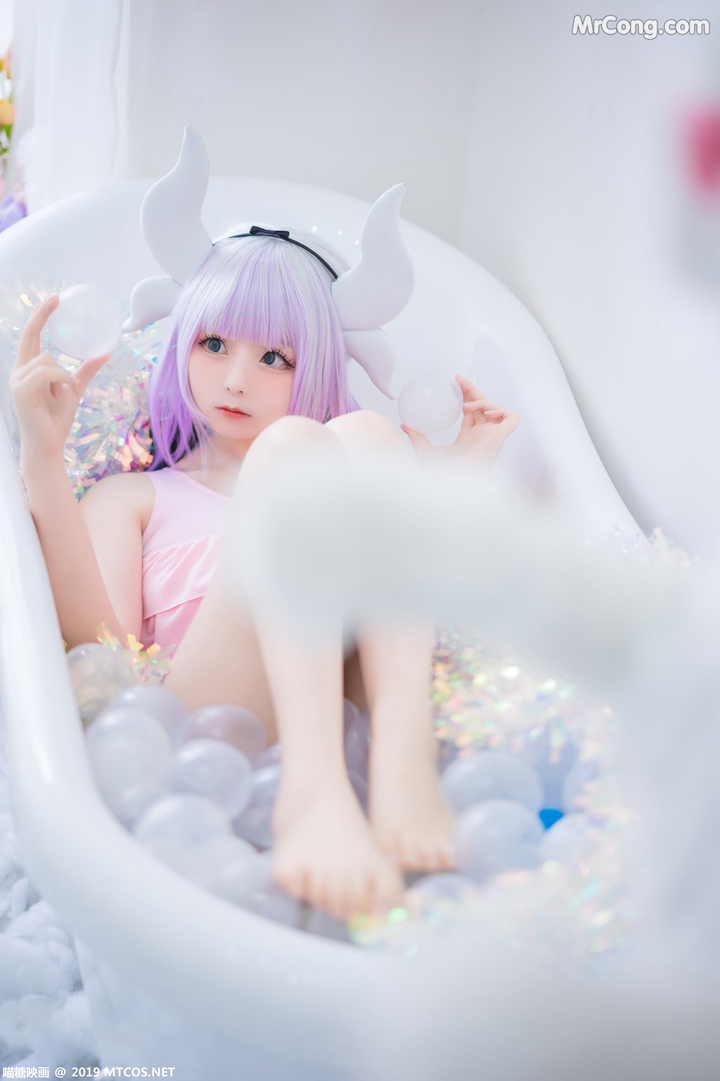 [MTCos] 喵糖映画 Vol.037: 康娜酱 (39 images)