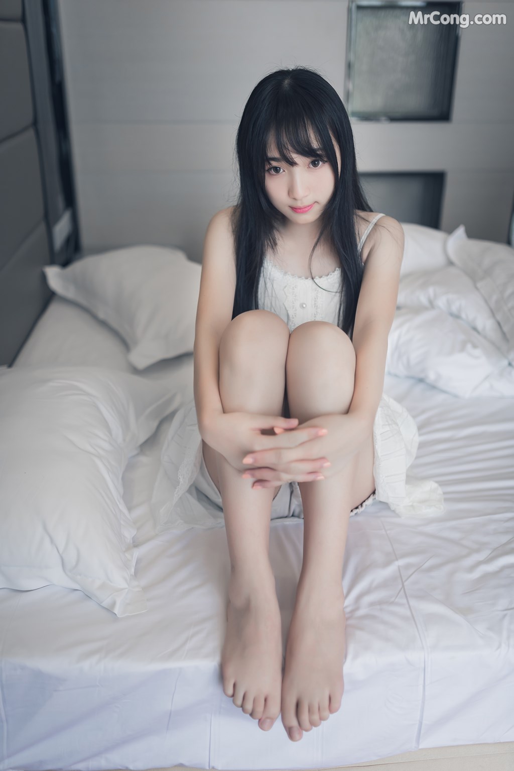 [MTCos] 喵糖映画 Vol.006: 无邪的笑容 (37 images)