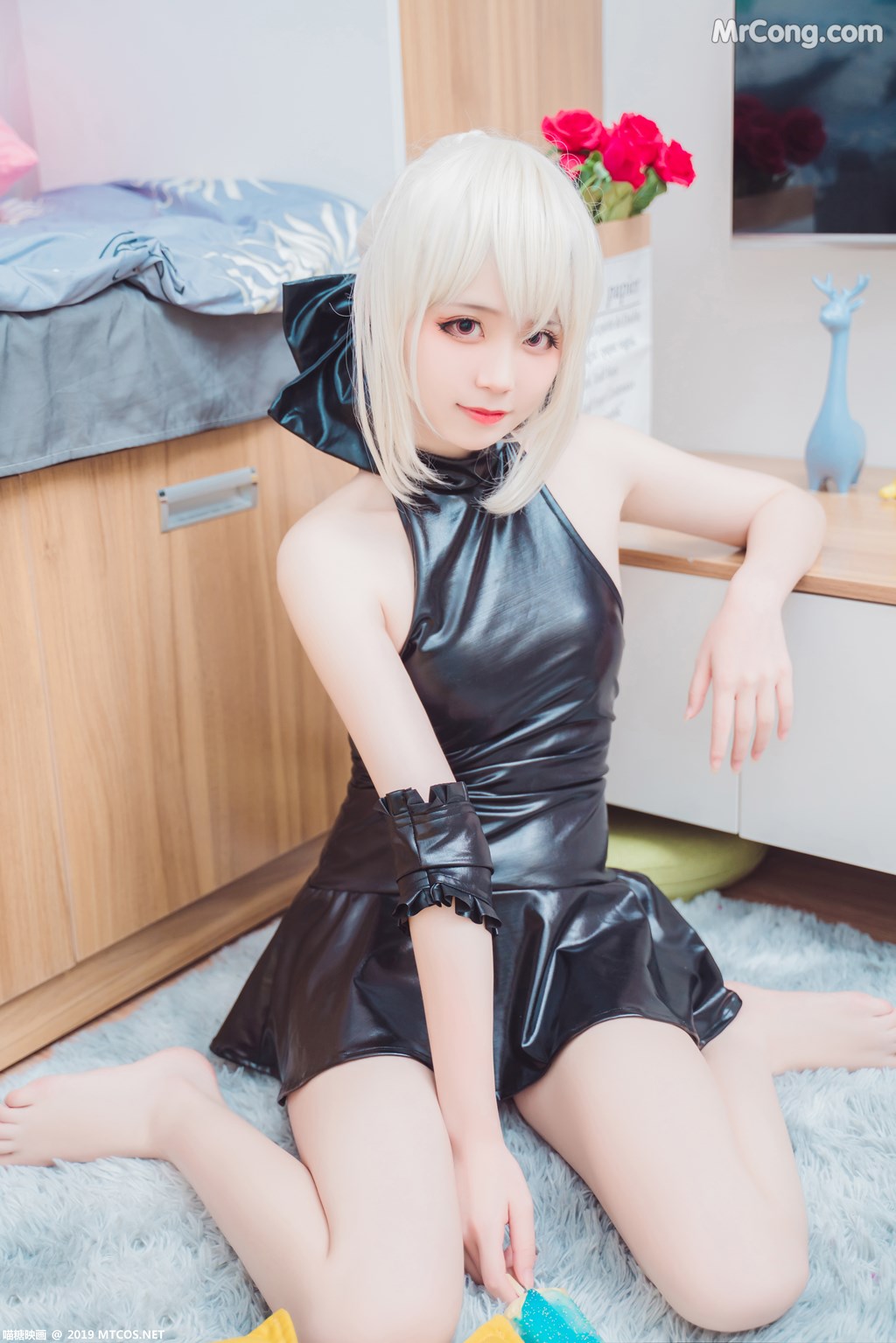 [MTCos] 喵糖映画 Vol.026: 阿尔托利亚 (40 images)