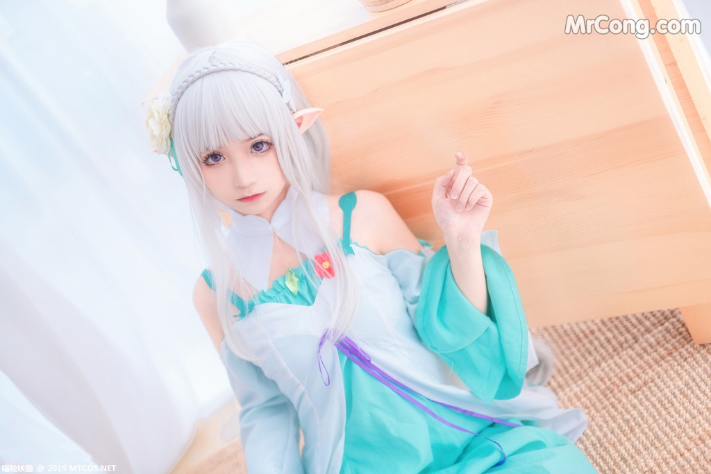 [MTCos] 喵糖映画 Vol.020: 蠢沫沫 艾米莉亚 (40 images)