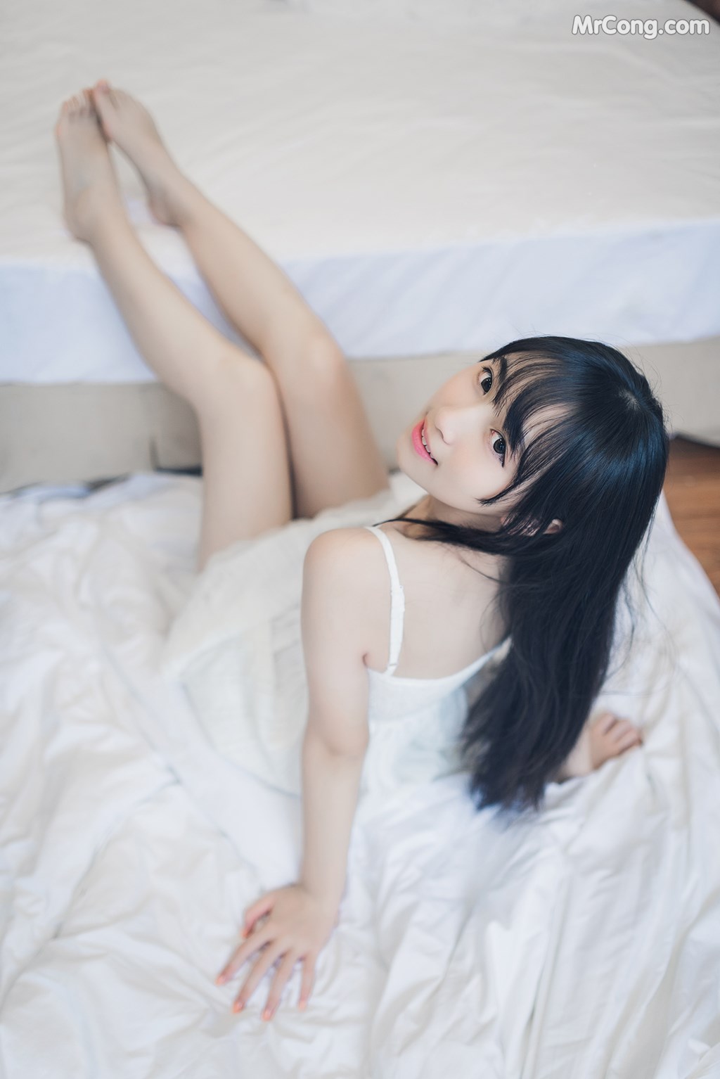 [MTCos] 喵糖映画 Vol.006: 无邪的笑容 (37 images)