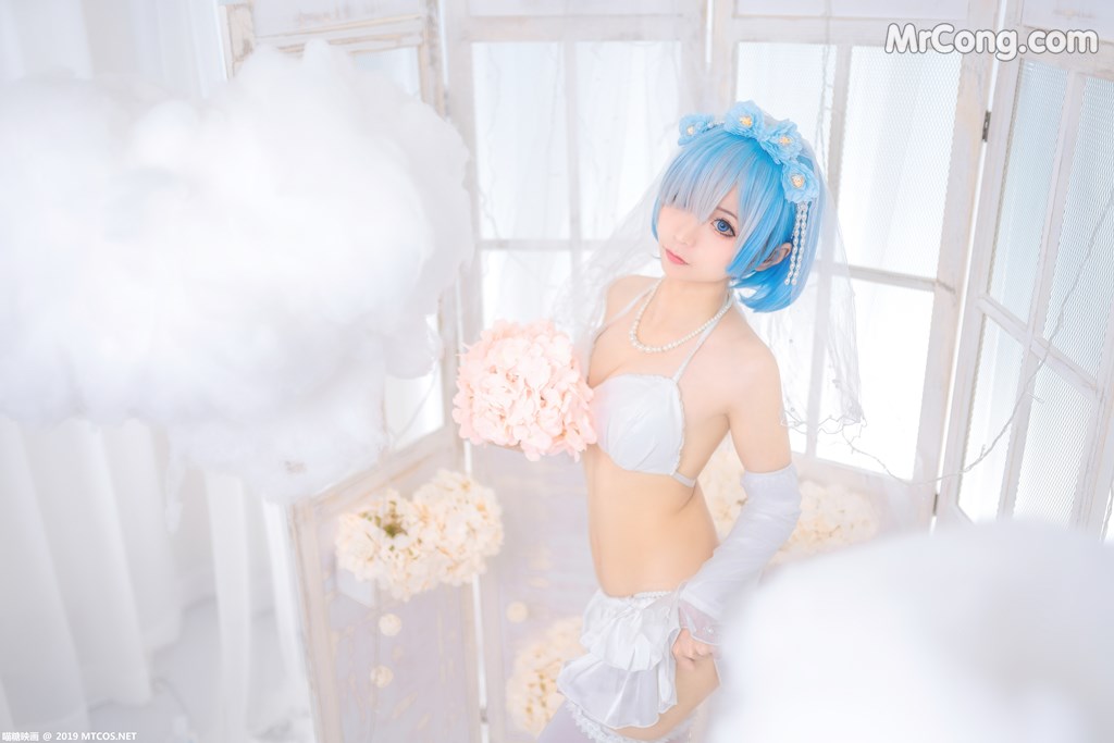[MTCos] 喵糖映画 Vol.029: 蠢沫沫 花嫁 (43 images)