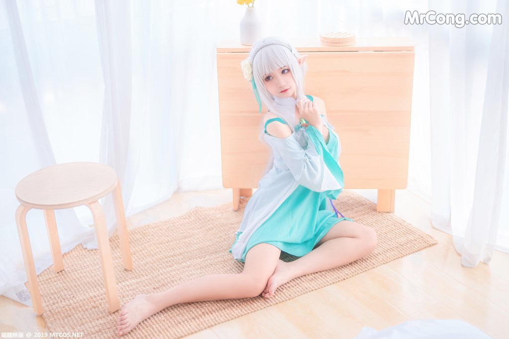[MTCos] 喵糖映画 Vol.020: 蠢沫沫 艾米莉亚 (40 images)