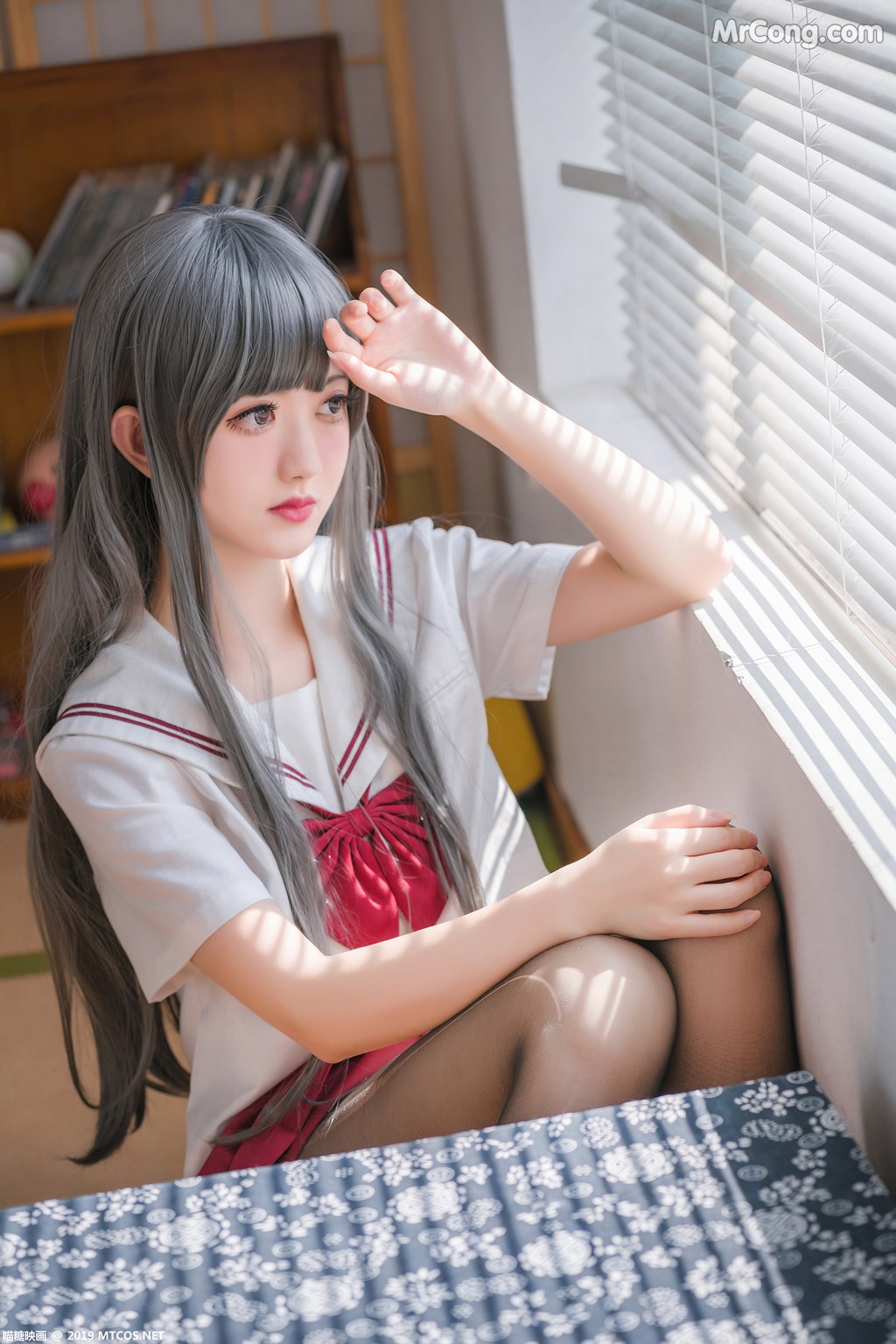 [MTCos] 喵糖映画 Vol.017: 白发魔女 (40 images)