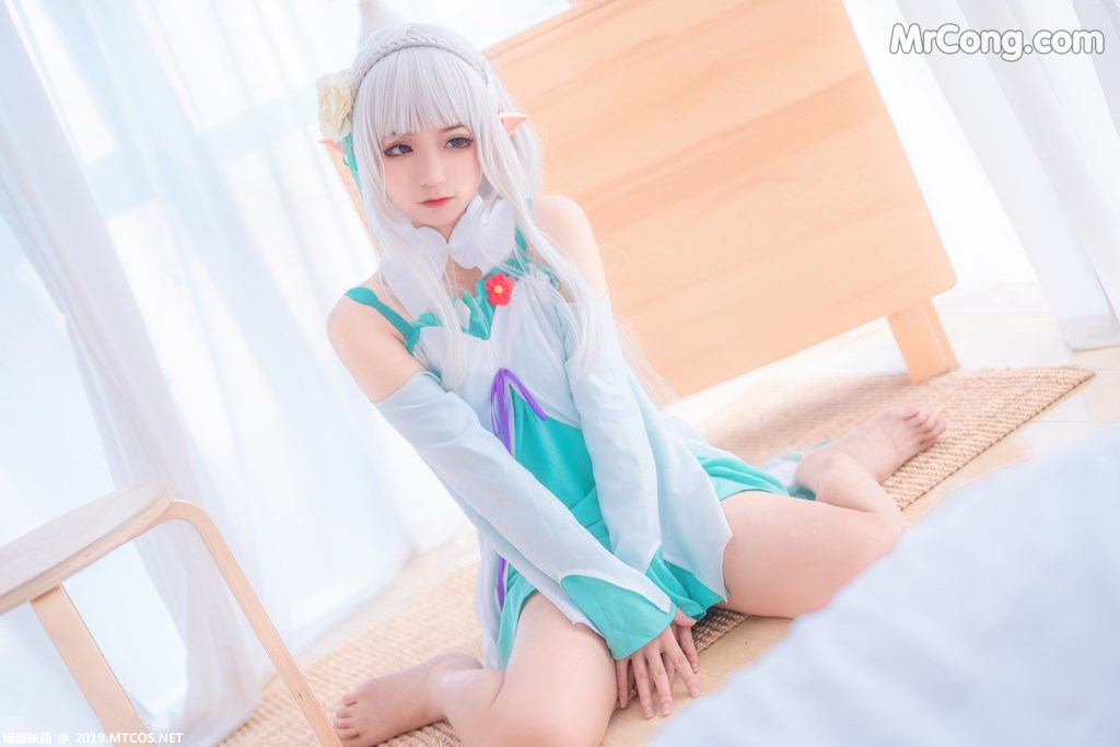 [MTCos] 喵糖映画 Vol.020: 蠢沫沫 艾米莉亚 (40 images)