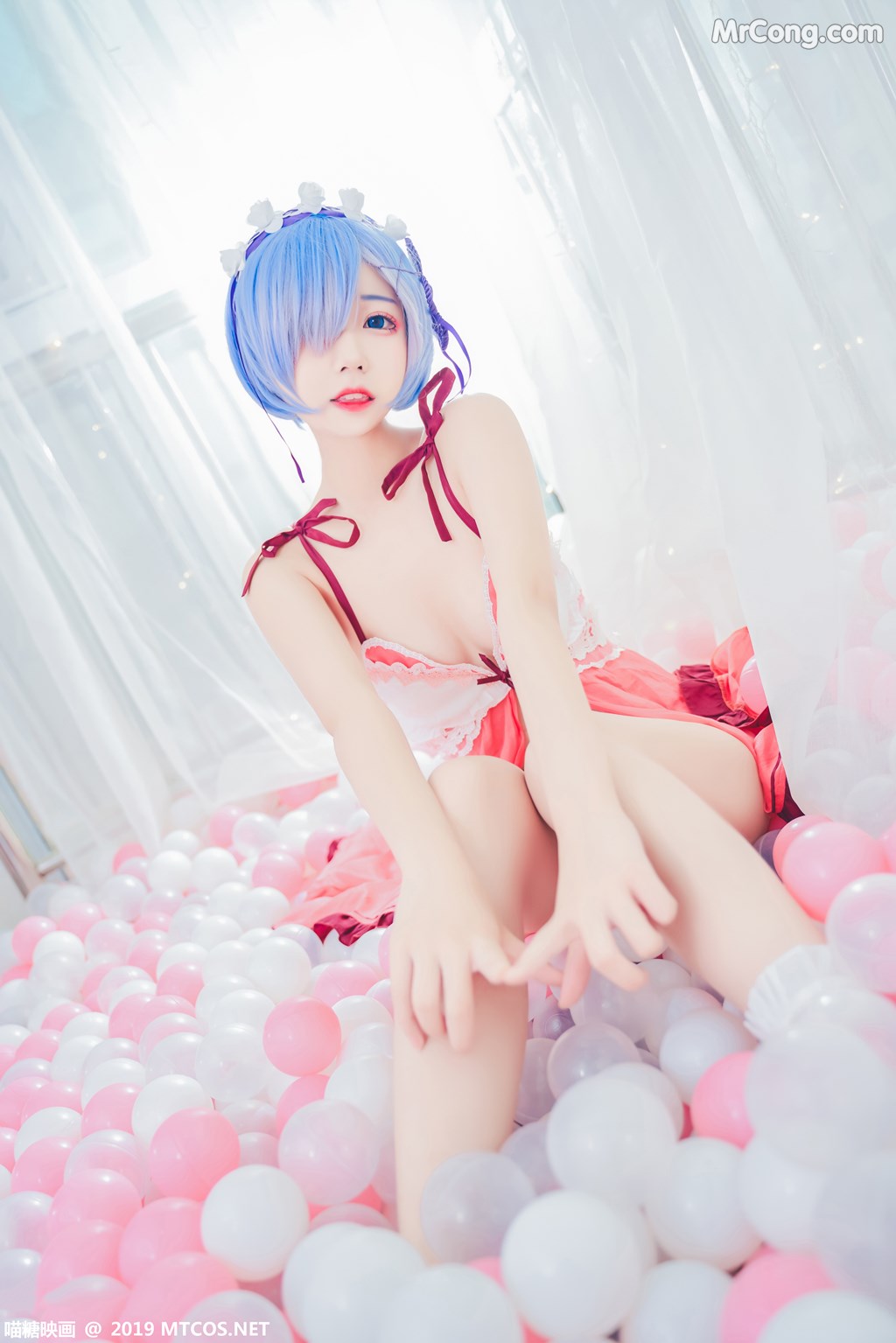 [MTCos] 喵糖映画 Vol.018: COS萌妹 (40 images)