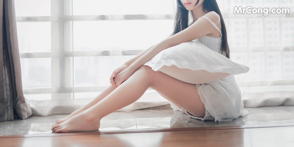 [MTCos] 喵糖映画 Vol.006: 无邪的笑容 (37 images)