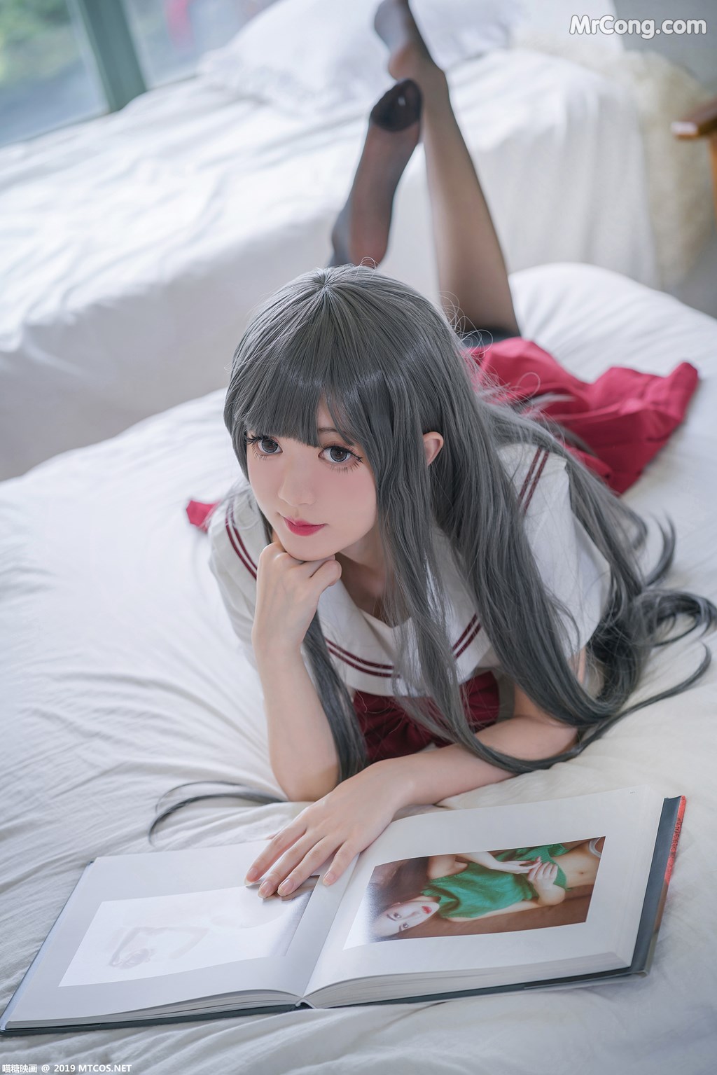 [MTCos] 喵糖映画 Vol.017: 白发魔女 (40 images)