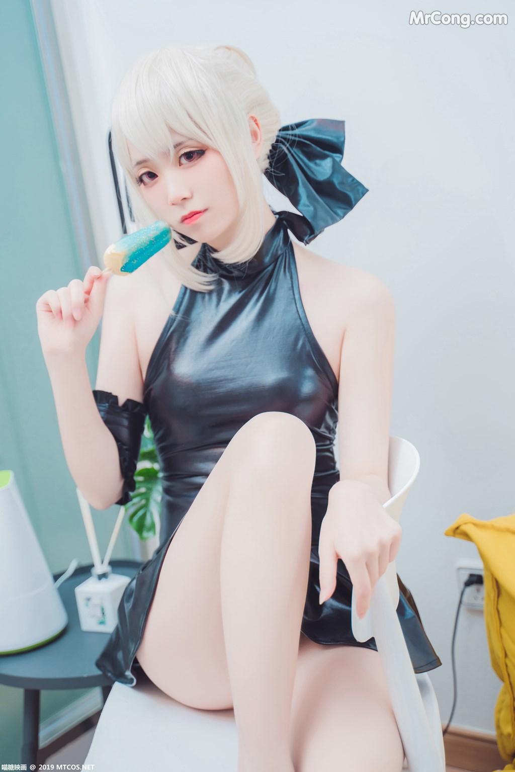 [MTCos] 喵糖映画 Vol.026: 阿尔托利亚 (40 images)