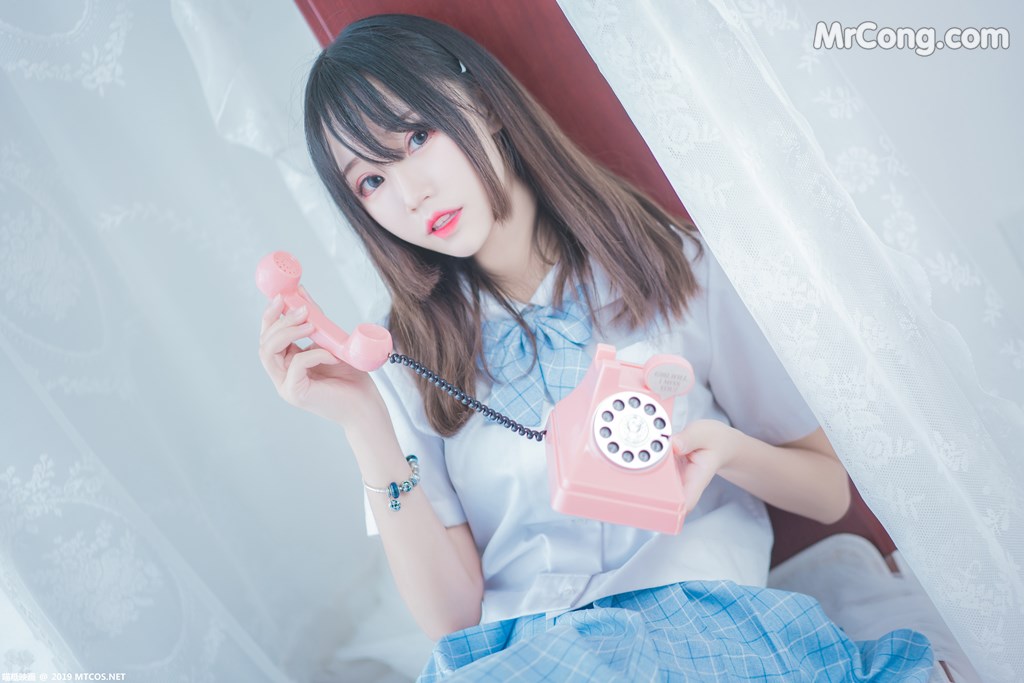 [MTCos] 喵糖映画 Vol.019: 蓝白梦幻少女 (46 images)