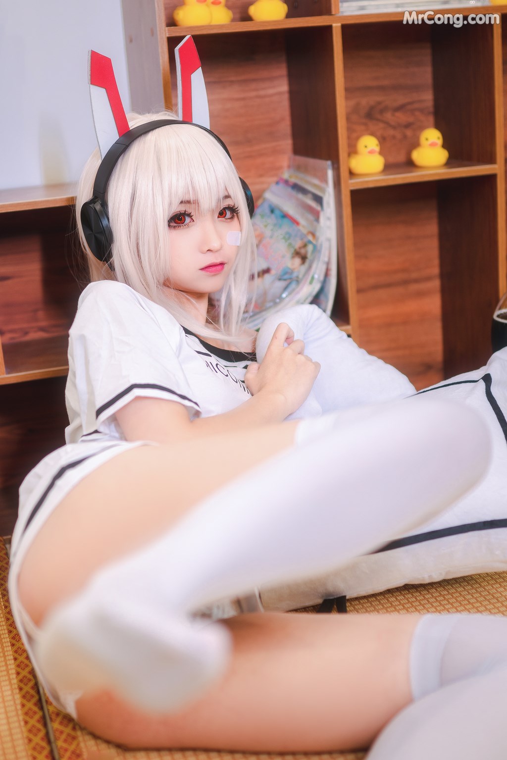 [MTCos] 喵糖映画 Vol.024: 蠢沫沫 可乐与薯片是绝配 (41 images)