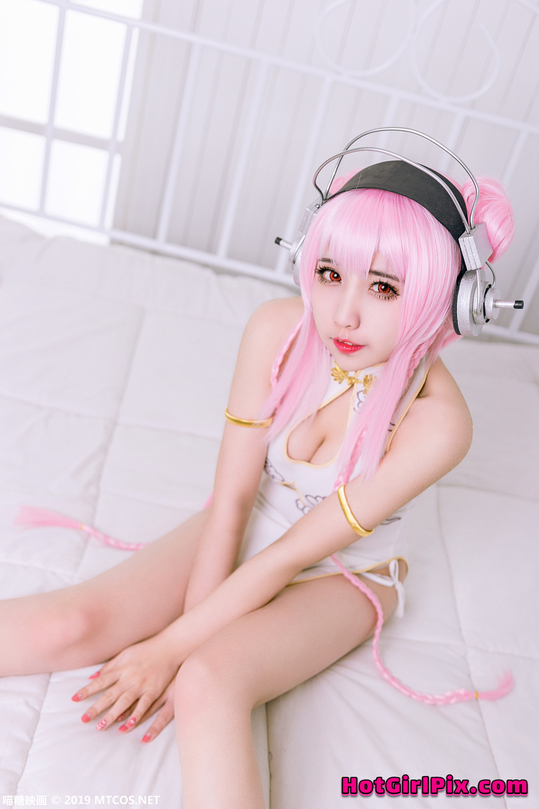 [MTCos] 喵糖映画 Vol.050: 索尼子的热情 (35 images)