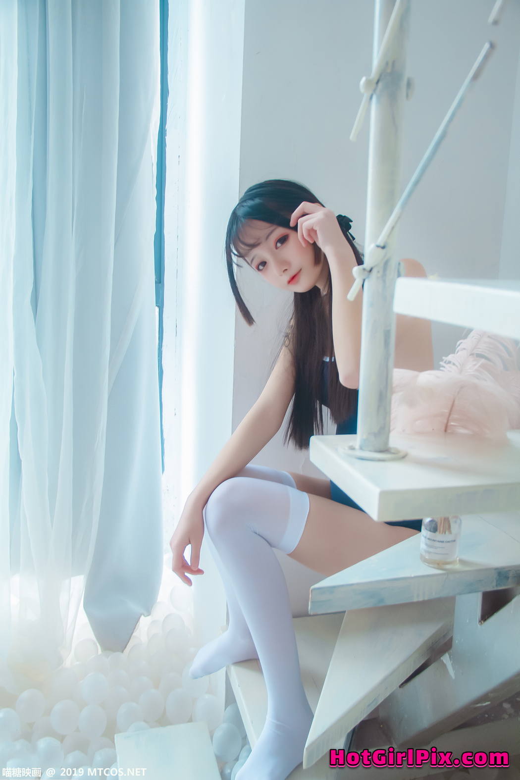 [MTCos] 喵糖映画 Vol.046 泡泡球死库水 (40 images)