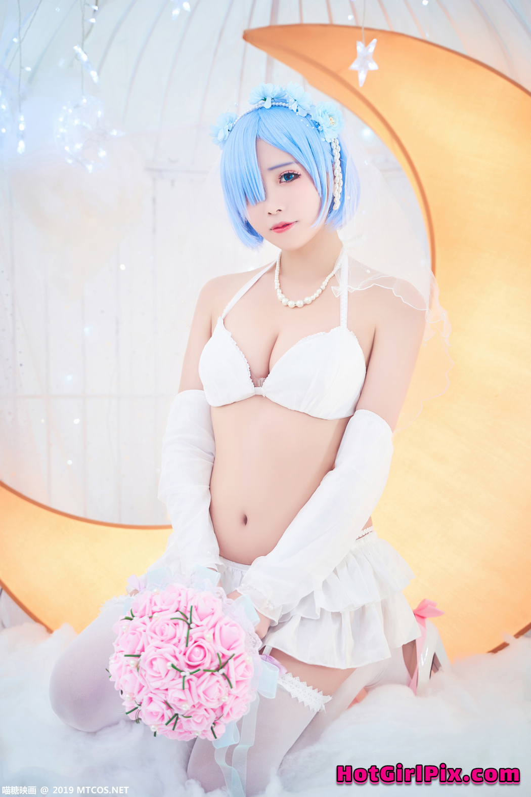 [MTCos] 喵糖映画 Vol.043: 墨玉-M 是雷姆呀 (41 images)