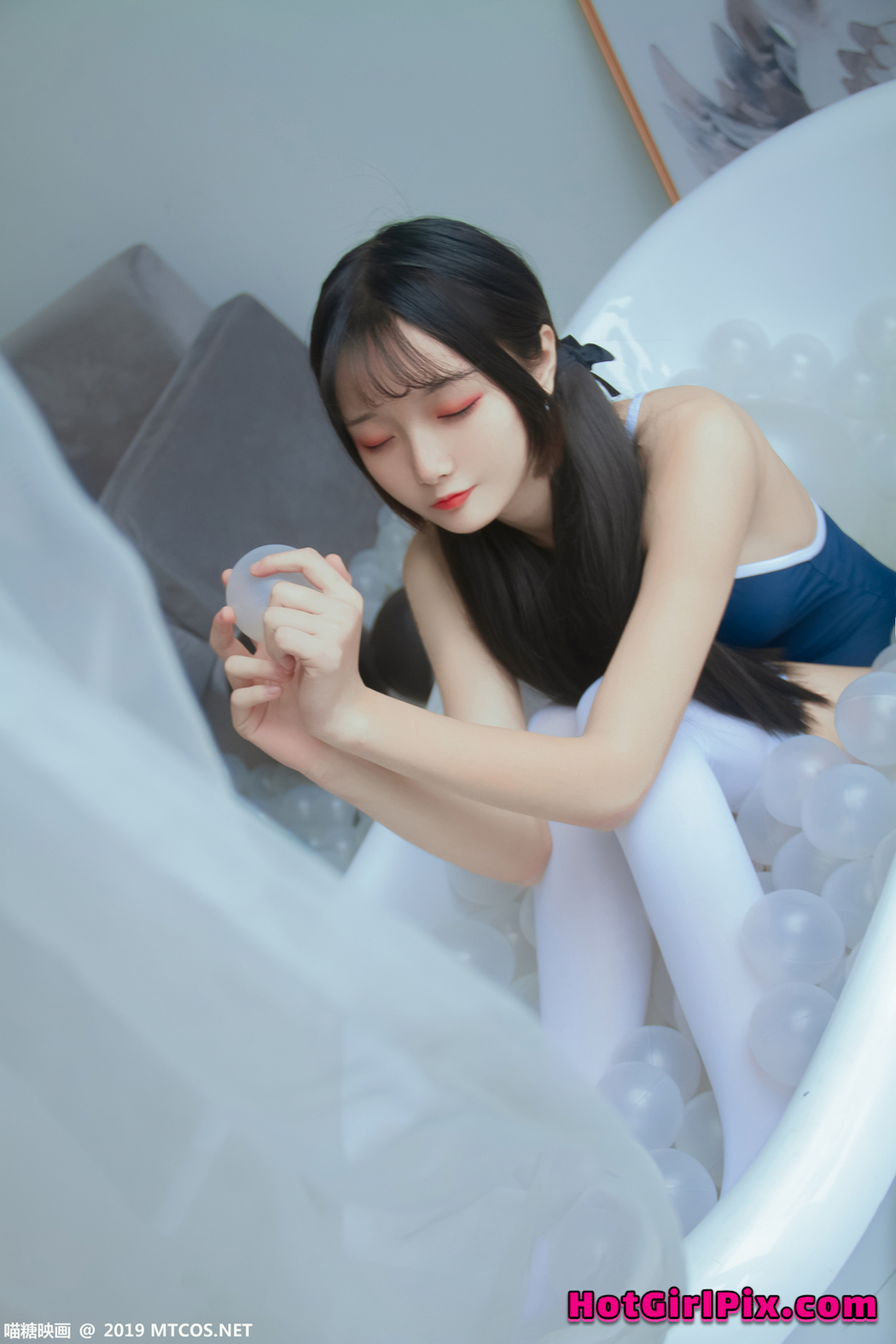 [MTCos] 喵糖映画 Vol.046 泡泡球死库水 (40 images)