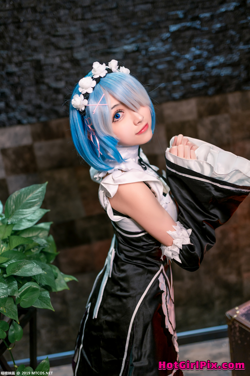 [MTCos] 喵糖映画 SPL.005: 雷姆女仆 (40 images)
