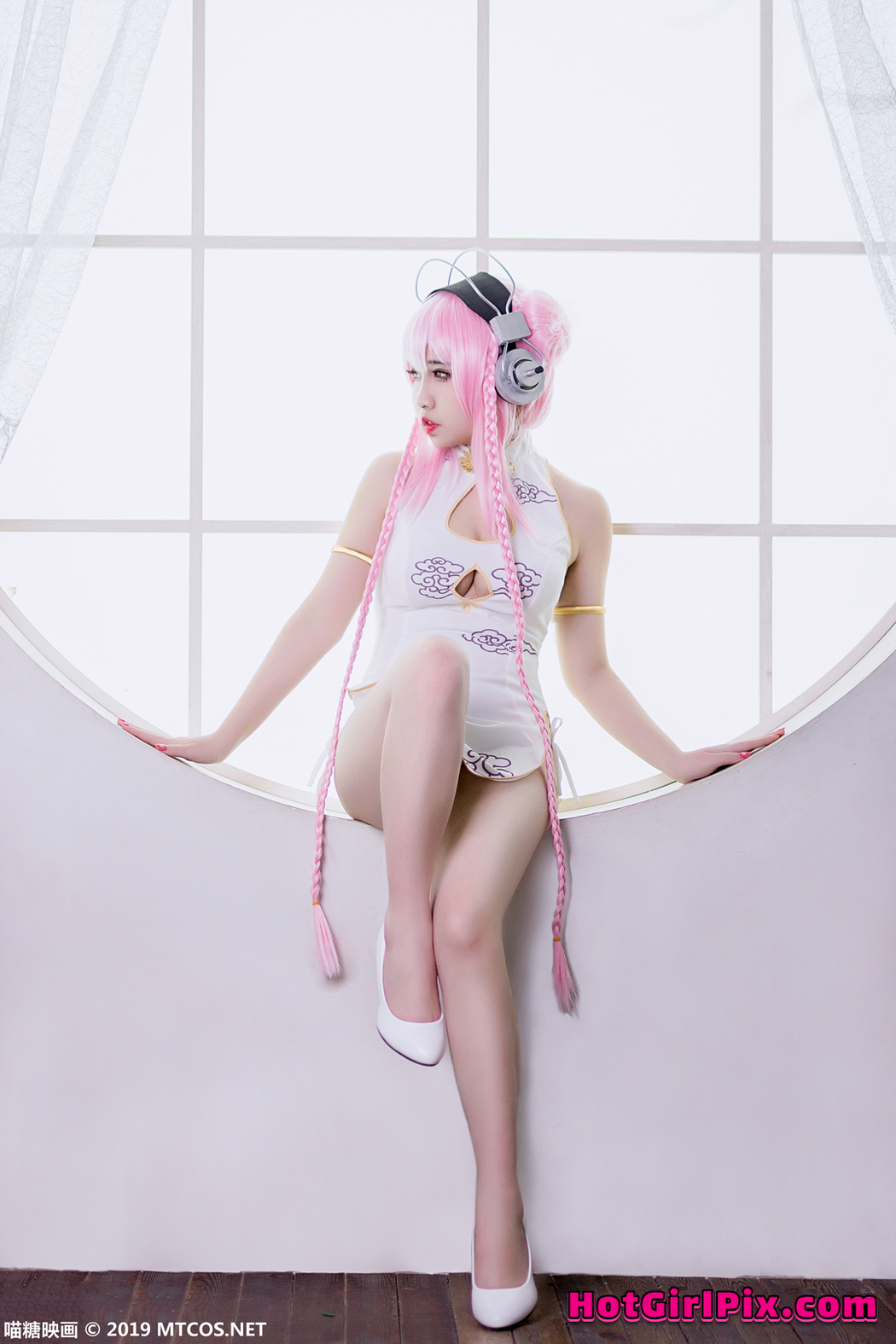[MTCos] 喵糖映画 Vol.050: 索尼子的热情 (35 images) Cover Photo