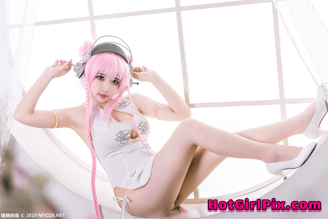 [MTCos] 喵糖映画 Vol.050: 索尼子的热情 (35 images)