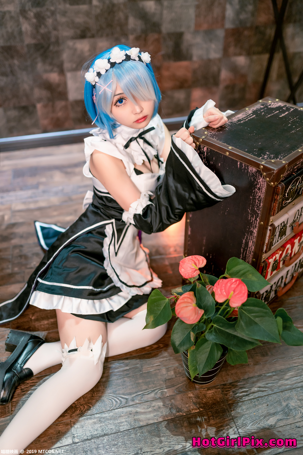 [MTCos] 喵糖映画 SPL.005: 雷姆女仆 (40 images)
