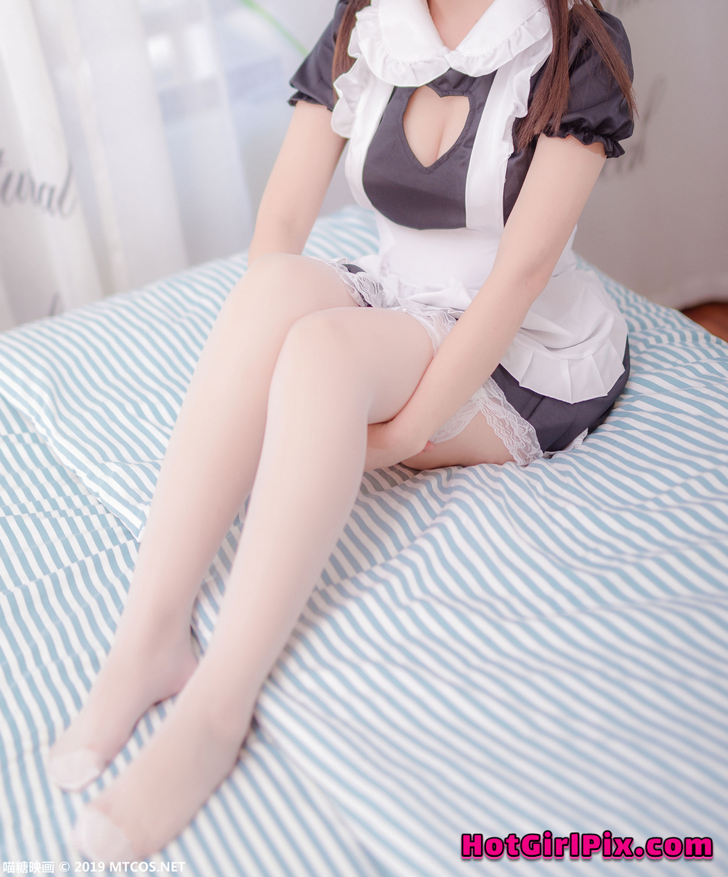 [MTCos] 喵糖映画 Vol.049: 二佐Nisa 猫耳女仆 (41 images)