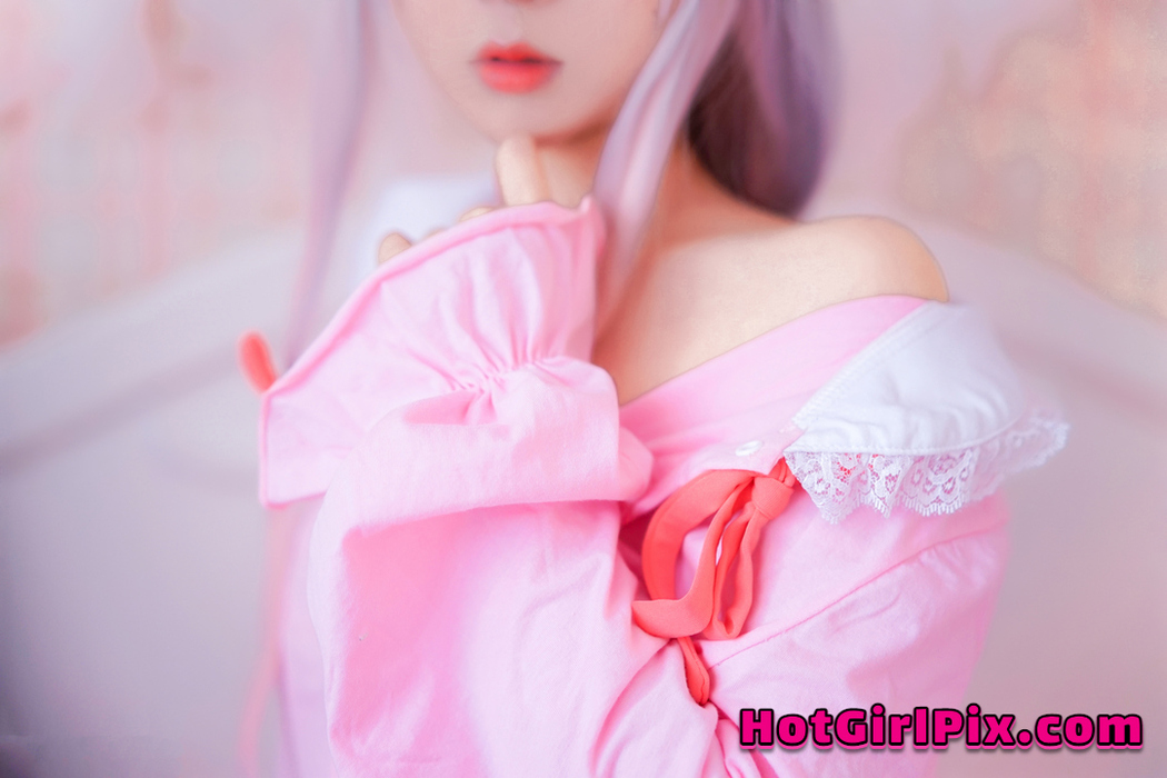 [MTCos] 喵糖映画 Vol.048: 嶋葵 纱雾 (39 images)
