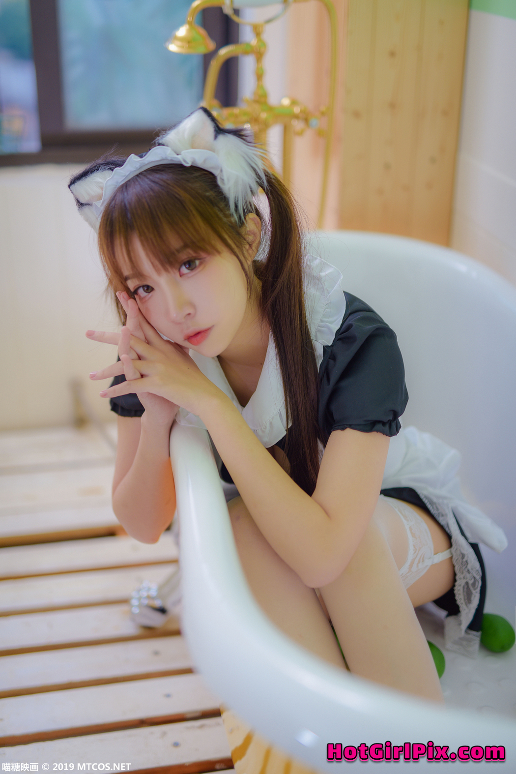 [MTCos] 喵糖映画 Vol.049: 二佐Nisa 猫耳女仆 (41 images)