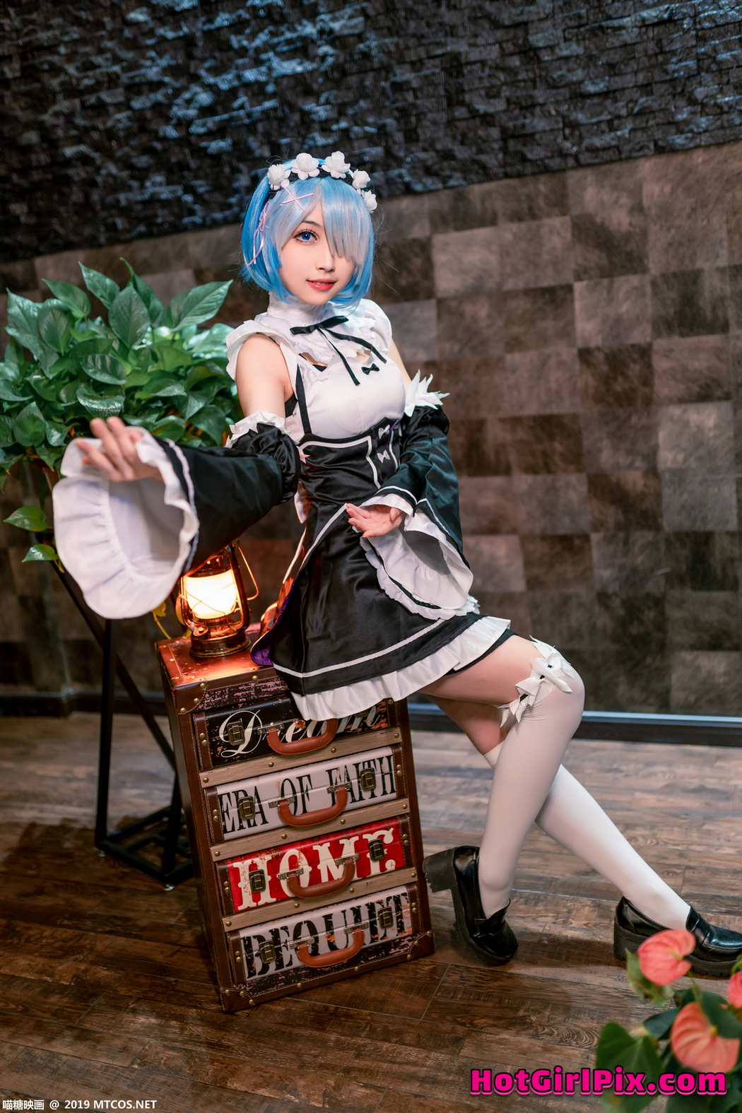 [MTCos] 喵糖映画 SPL.005: 雷姆女仆 (40 images)