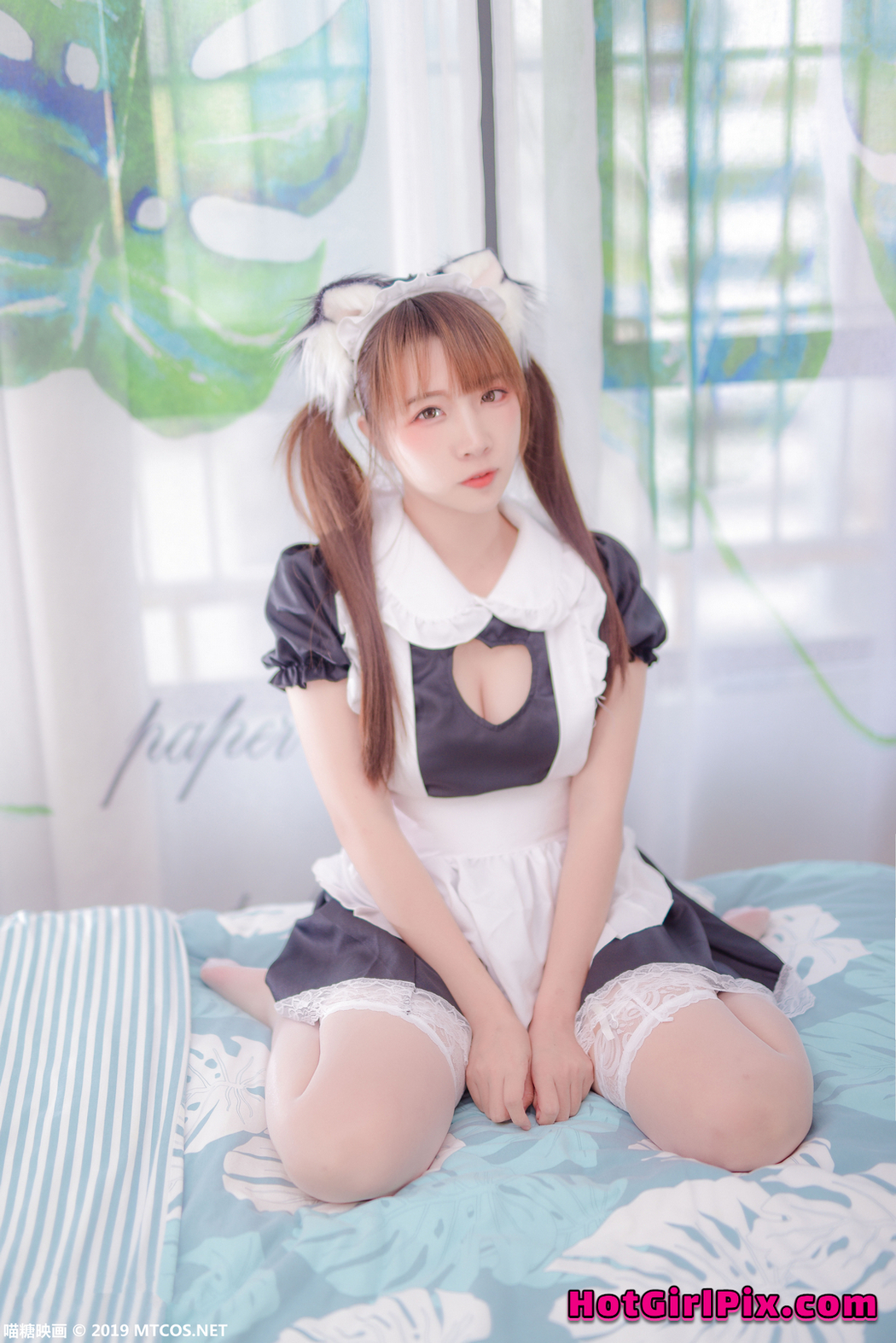 [MTCos] 喵糖映画 Vol.049: 二佐Nisa 猫耳女仆 (41 images)