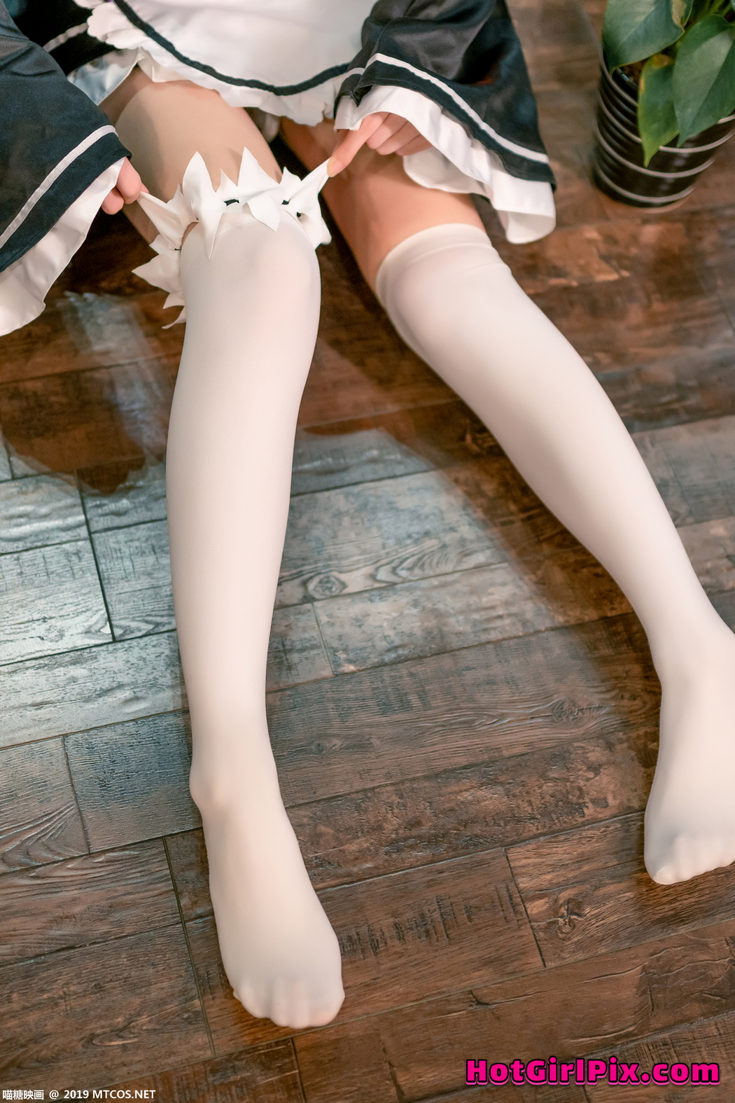[MTCos] 喵糖映画 SPL.005: 雷姆女仆 (40 images)