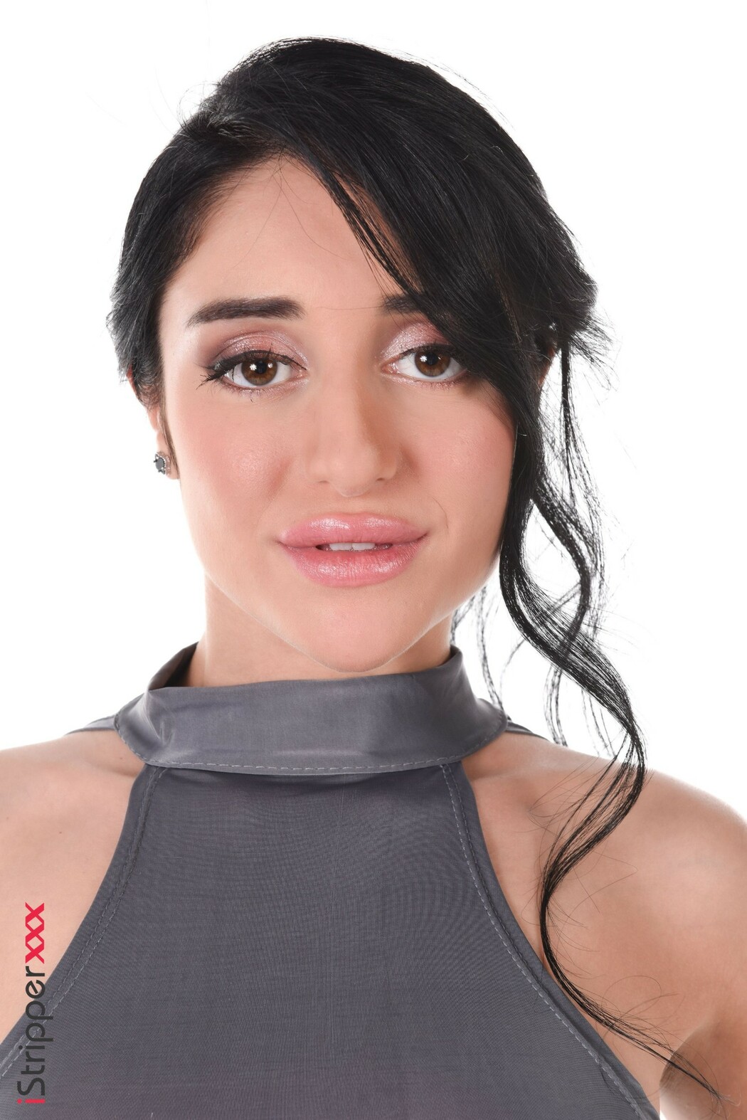 Ara Mix Showcases Shaved Pussy And Peekaboo Dress For Late-Night Danger