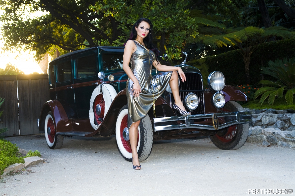 Victoria Sin Strips Metallic Costume Outdoors Flaunting Fake Boobs And Shaved Pussy Posing Bold Cover Photo